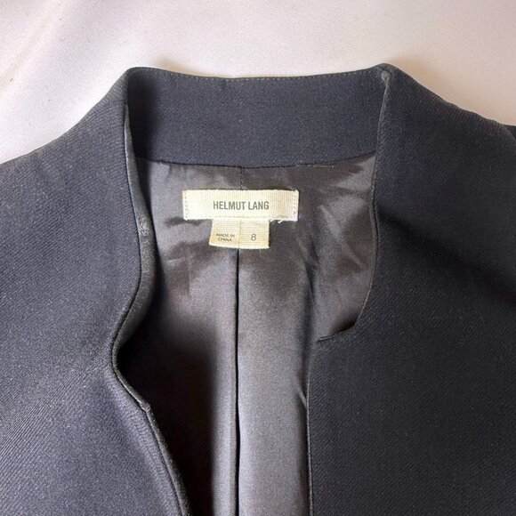 Helmut Lang | Size 6 | Wool Blazer with Leather Detail and Tapered Sleeves - Picture 4 of 12
